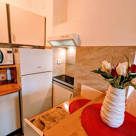 Demass Apartment - Cozy, Free Parking And Wifi 두브로브니크 외부 사진