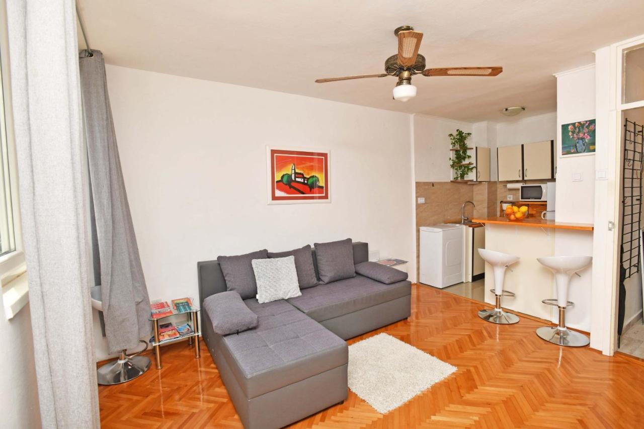 Demass Apartment - Cozy, Free Parking And Wifi 두브로브니크 외부 사진