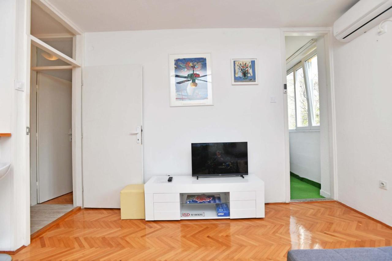 Demass Apartment - Cozy, Free Parking And Wifi 두브로브니크 외부 사진